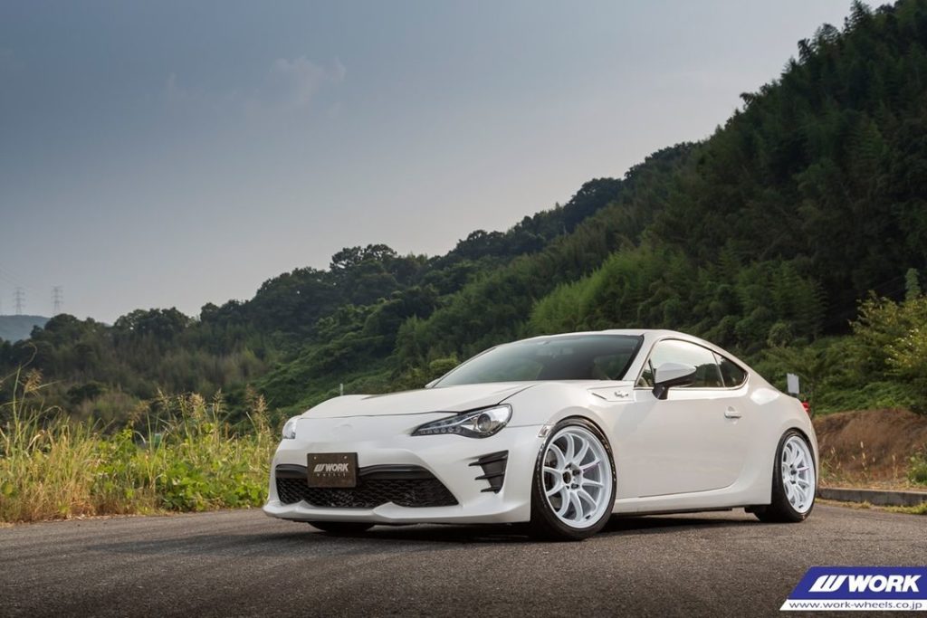 @todoroki2222 Toyota 86 on WORK Emotion ZR10 (modified hub with 5x114.3 P.C.D.) ...