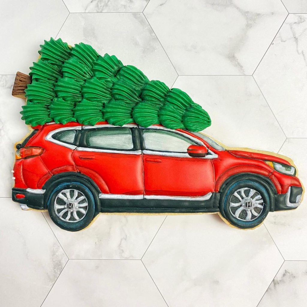 Getting into the holiday spirit with these #Honda cookies by @cookiesartbyshirly...