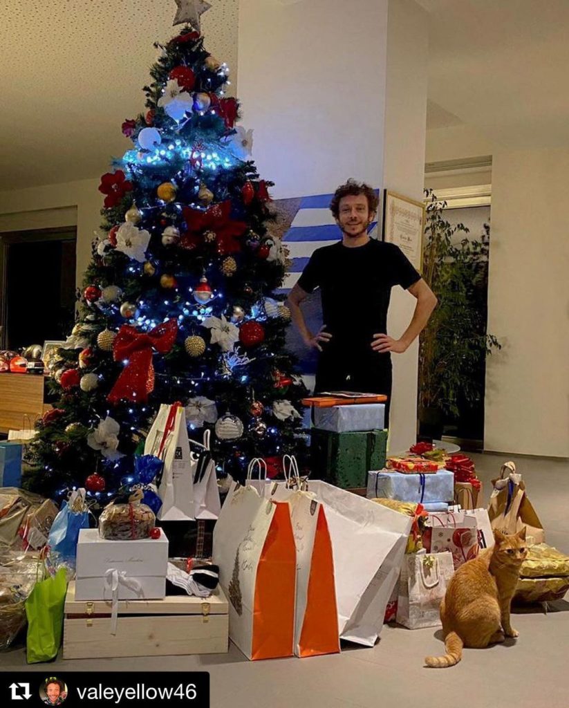 #Repost @valeyellow46 
・・・
Buon Natale a tutti!!(anche da Rossano)
Merry Christm...