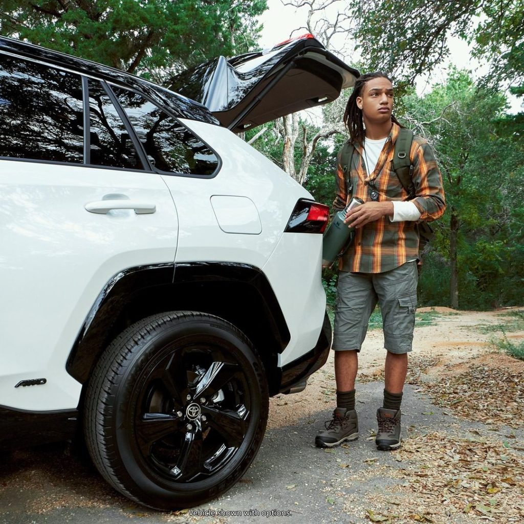 Looking forward to new adventures in
the new year. #RAV4 #Hybrid
#LetsGoPlaces...