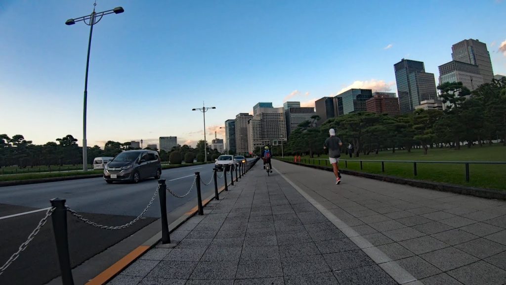 Cycling Tokyo  Ginza – Imperial Palace – Ichigaya Cycling Tokyo  Ginza - Imperial Palace - Ichigaya