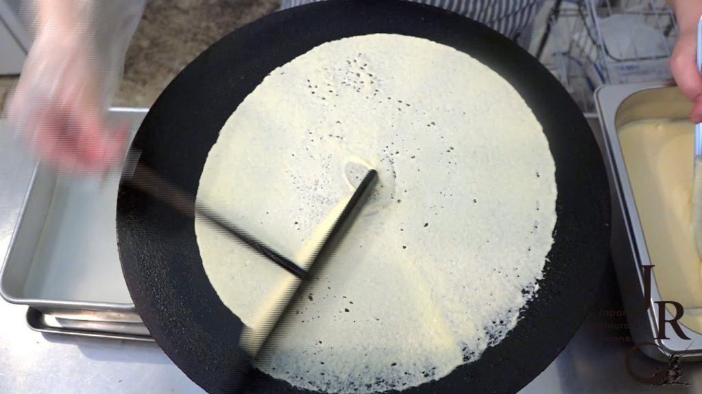 Japanese Street Food – Crepe – God is also surprised ! Happy Crepe Japanese Street Food - Crepe - God is also surprised ! Happy Crepe