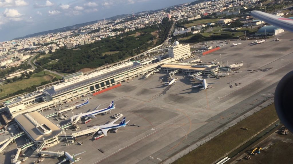 Takeoff from Okinawa Naha Airport Runway 36 B777-200 Takeoff from Okinawa Naha Airport Runway 36 B777-200