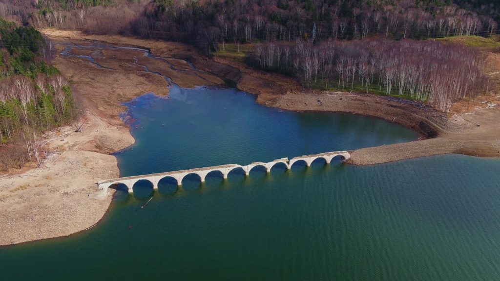 【鉄道ドローン空撮】2020年11月3日 旧国鉄士幌線タウシュベツ川橋梁 Taushubetsu Bridge at Kamishihoro, Hokkaido