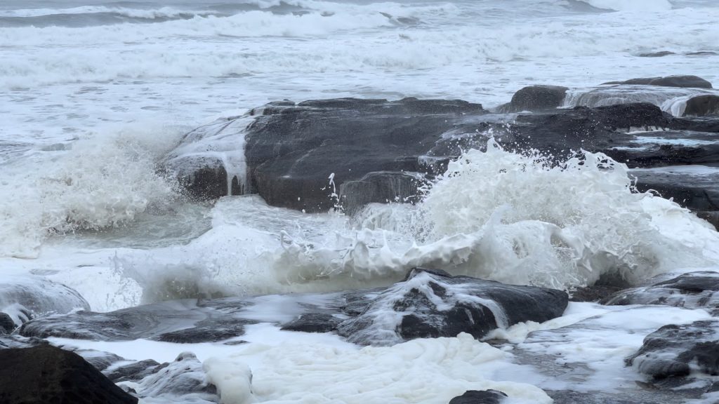 iPhone 12 Pro Max Does Thanksgiving in Yachats Oregon — HDR – 4K iPhone 12 Pro Max Does Thanksgiving in Yachats Oregon -- HDR - 4K