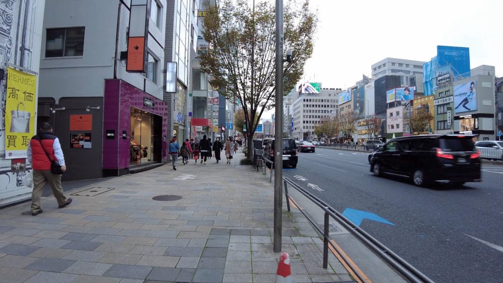 【4K】How to walk from Jingu Stadium to Minami Aoyama.(神宮球場から南青山までの歩き方)【2020】