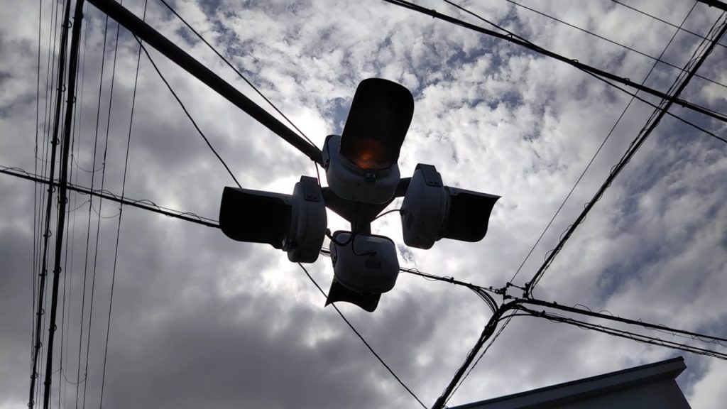 0:20～ Separation🔴f-Yf No-square 1 flashing traffic lights in Ootsu Japan.＃ 392