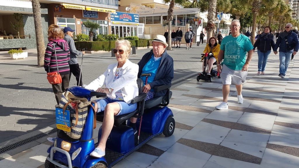 Windy November Sunday Walk