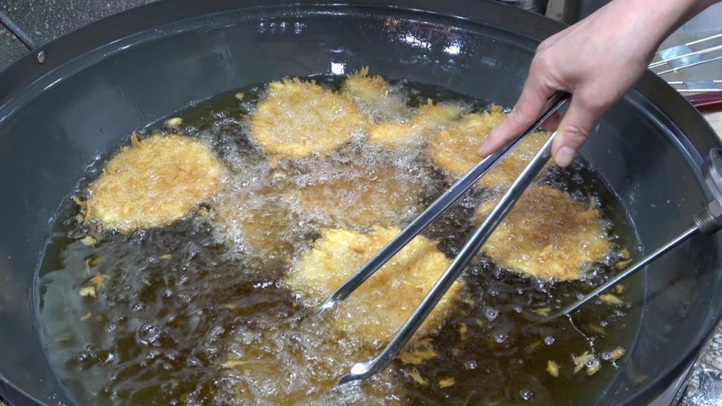 Korean Style Pork Cutlet (Tonkatsu/Dongaseu) with Mozzarella Cheese - Korean Street Food