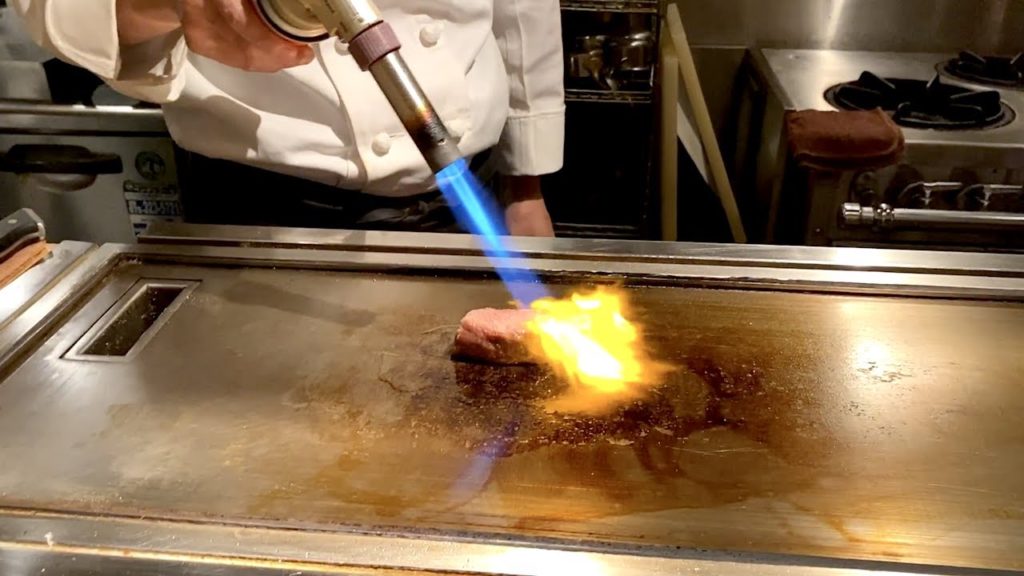 Wagyu Teppanyaki in Kyoto - GRIDDLE FORCE. 逸楽 - 京都 鉄板焼き
