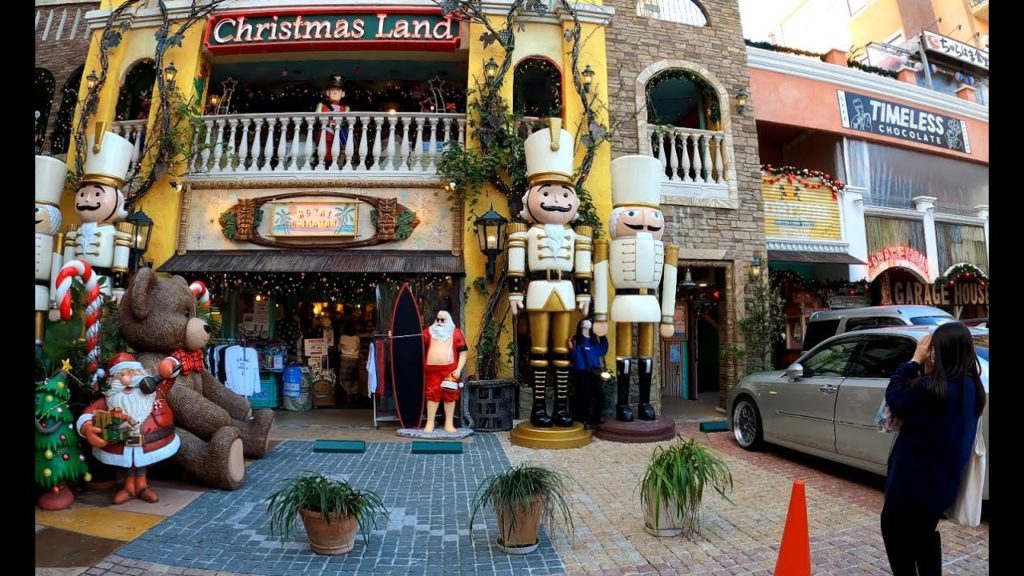 Okinawa at Christmas - American Village | 4K