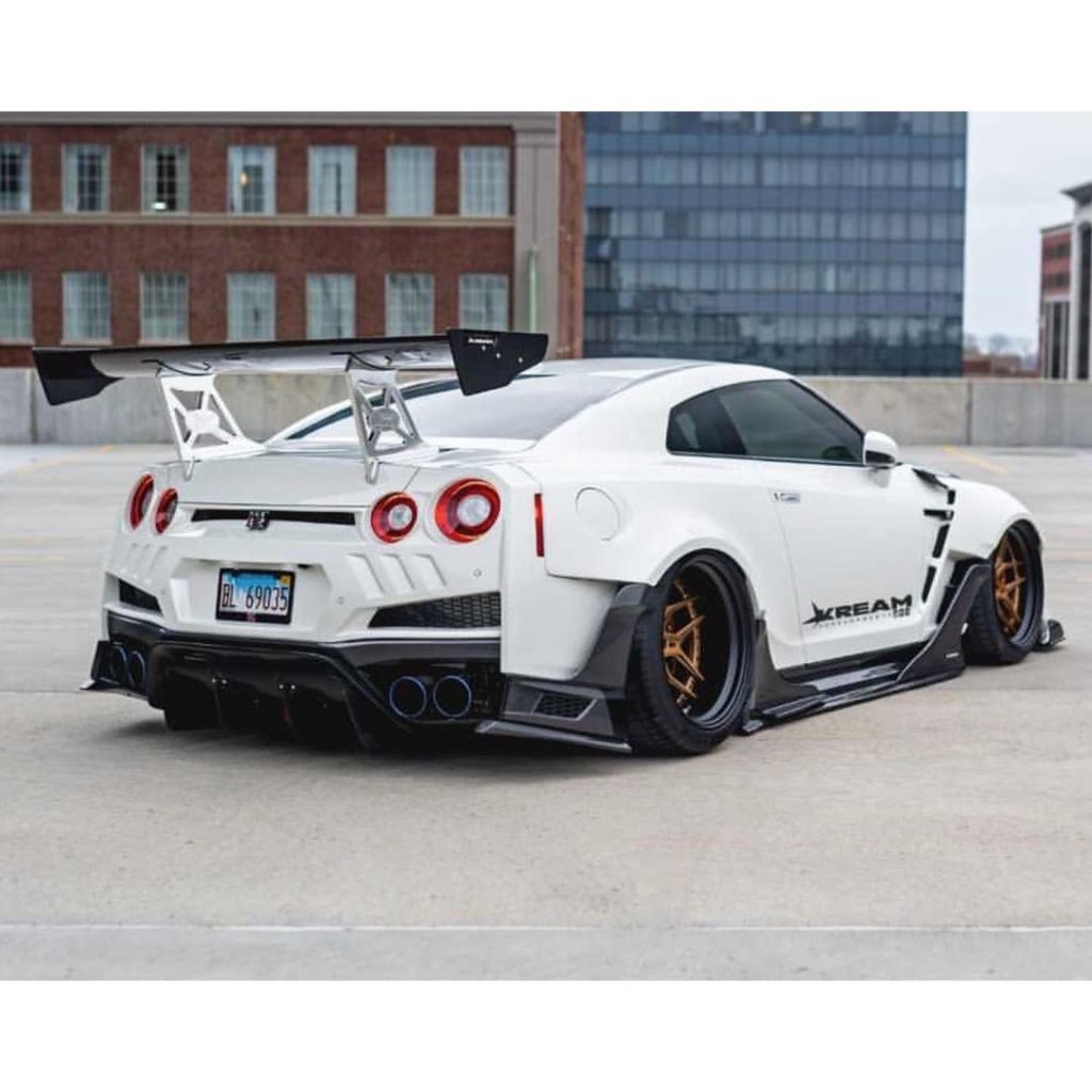 GT-R Kream style!  Build @kreamdevelopments  .
.
.
.
Follow the Crew:  @Nissan...
