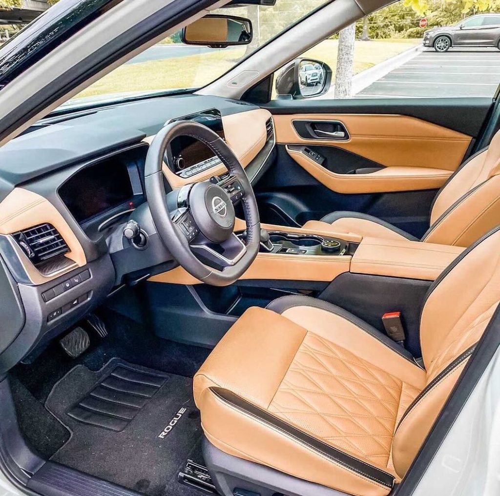 Sink into soft leather seats and enjoy the ride #NissanRogue #Nissan #Rogue
 @sw...