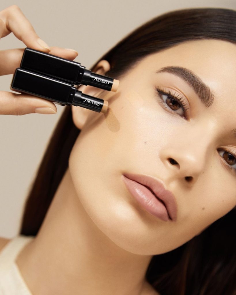SHISEIDO: Create depth and dimension with one genius formula. To highlight and contour, ch… Create depth and dimension with one genius formula. To highlight and contour, ch...