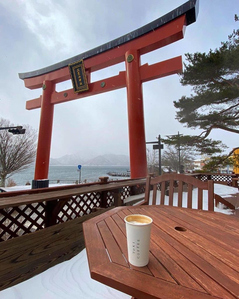 What a delightful way to start a morning! A nice hot coffee with views of Lake C...