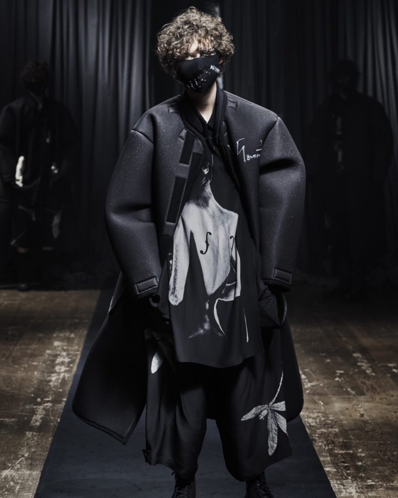 Discover the new Yohji Yamamoto POUR HOMME Autumn/Winter 2021-22 Collection  Ph...