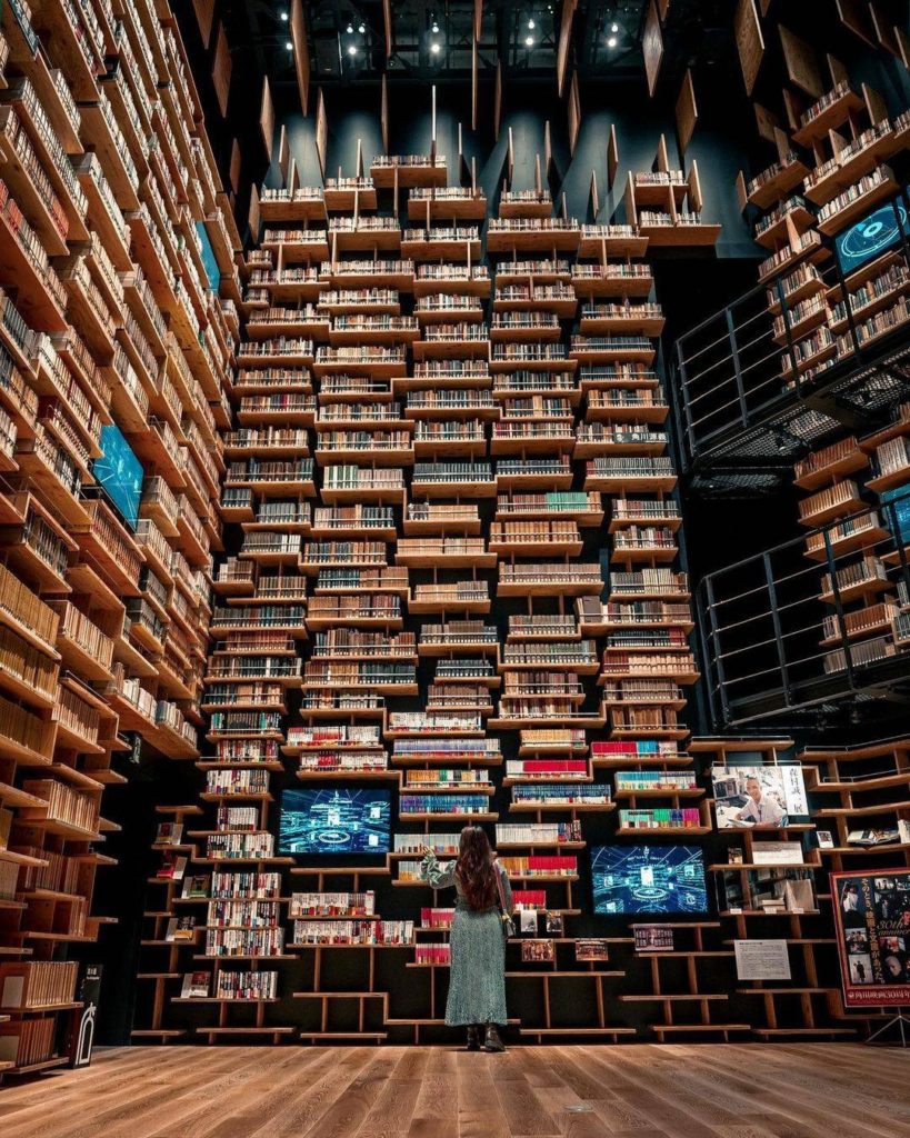 Japan Travel: Design fan? Art aficionado? Literature lover? Saitama’s Kadokawa Musashino Museu… Design fan? Art aficionado? Literature lover? Saitama's Kadokawa Musashino Museu...