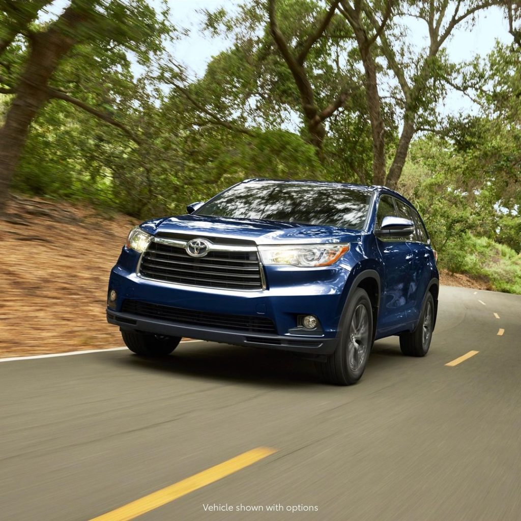 Give a Certified Used Toyota its next chapter in life. #TBT 2016 #Highlander #Le...