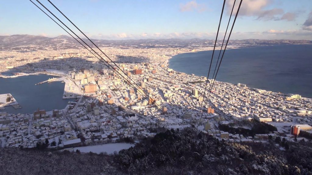 [4K] 函館山 ロープウェイ往復と雪の函館:  Mount Hakodate Ropeway and View from the mountain.
