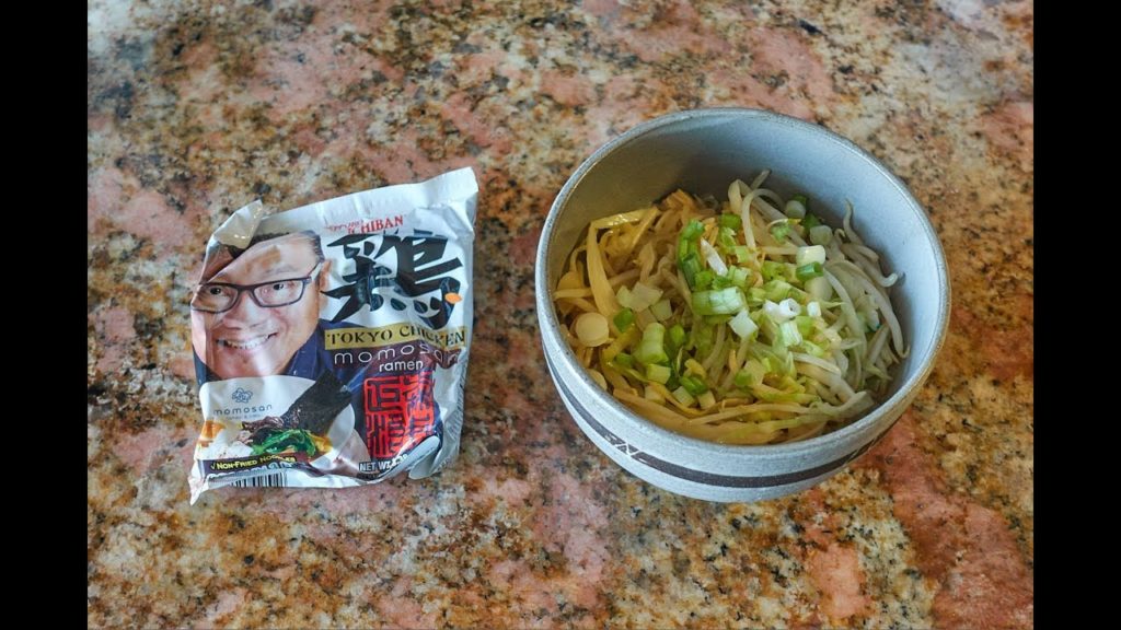 Sapporo Ichiban's Momosan Instant Ramen Taste Test (from Costco)