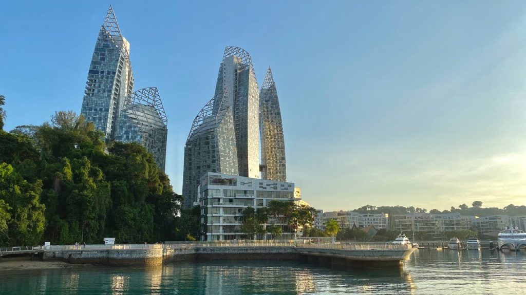 Keppel Bay - Exercise during Circuit Breaker Period | Singapore Walking Tour #01