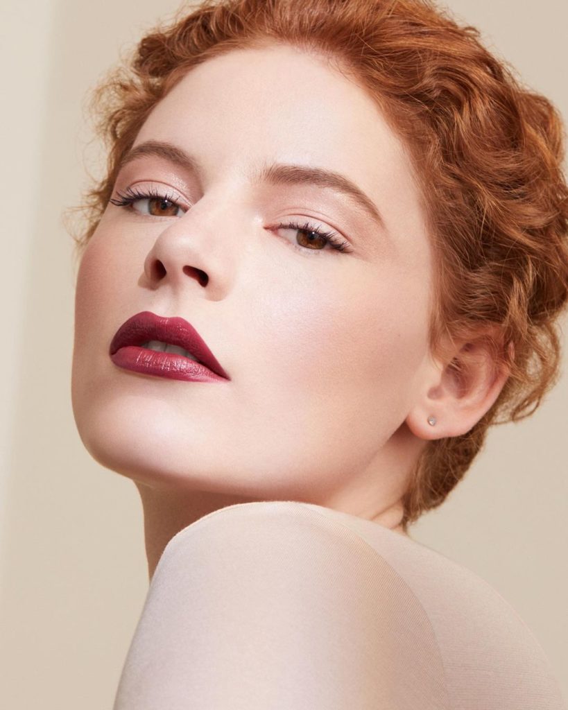 Need a boost? SYNCHRO SKIN RADIANT LIFTING Foundation never fails to deliver a h...