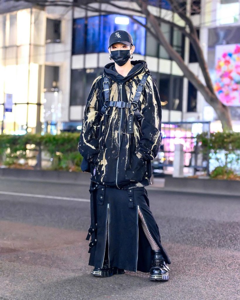Japanese fashion staffer and freelance model Cham (@daaaaaaicham) on the street ...