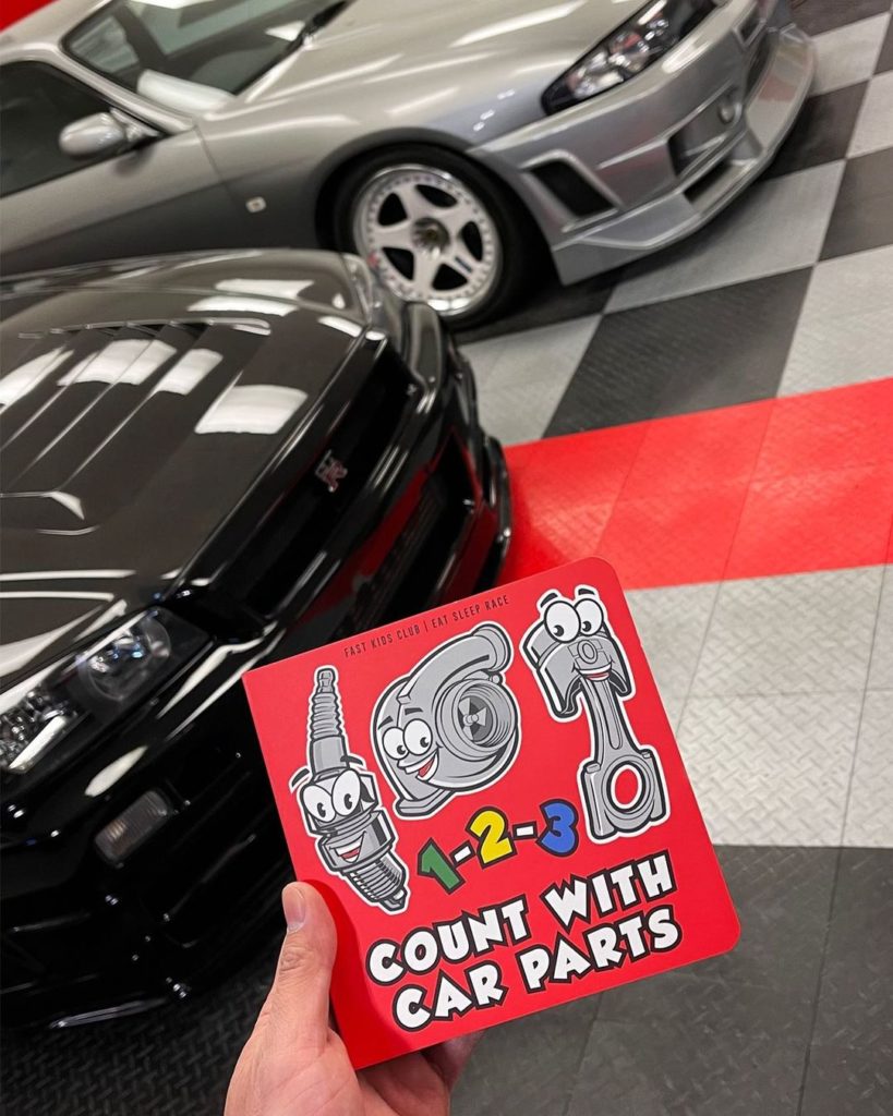 Which Skyline do you want: R33, or R34? Order the @fastkidsclub Kids 1-2-3 Board...