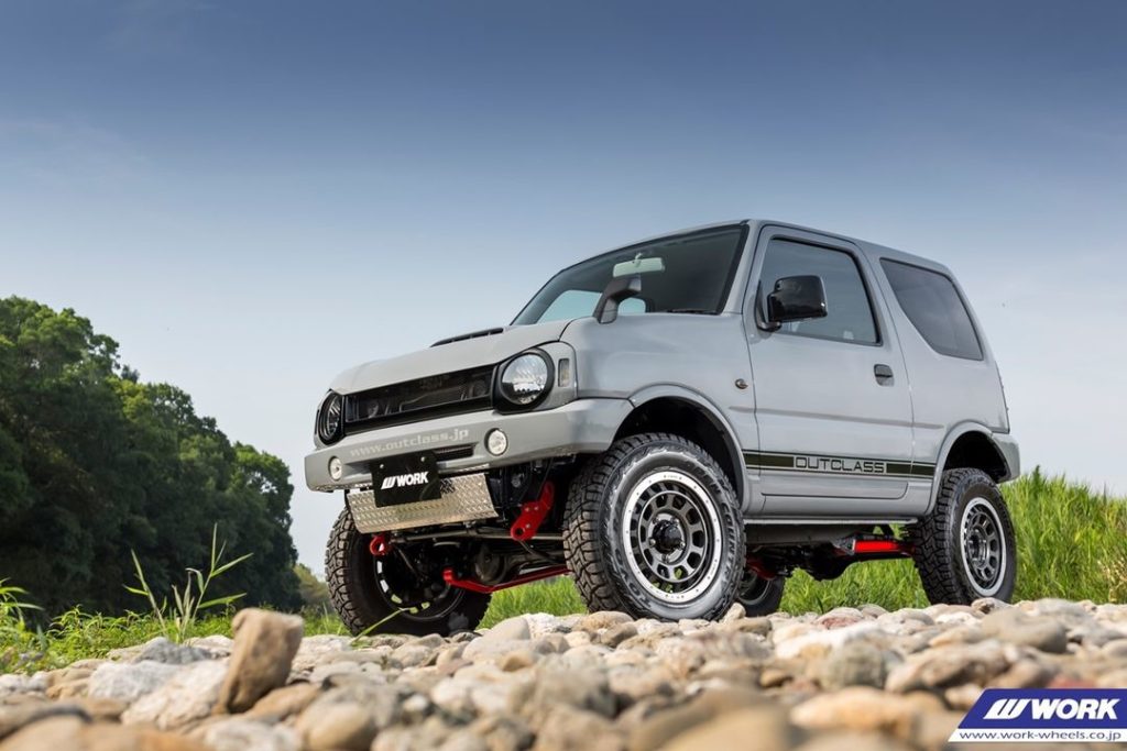 OUTCLASS Suzuki Jimny on WORK Crag T-Grabic #artofwheel...