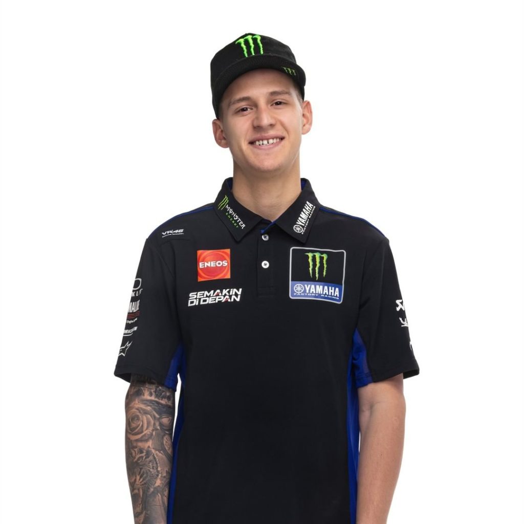 The new kid in town 

#InItToWinIt  #MonsterYamaha  #MonsterEnergy  #MotoGP  @fa...