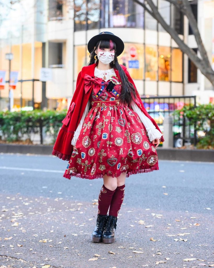 Tokyo Fashion: Tokyo-based lolita model RinRin Doll (@rinrindoll) on the street in Harajuku wea… Tokyo-based lolita model RinRin Doll (@rinrindoll) on the street in Harajuku wea...