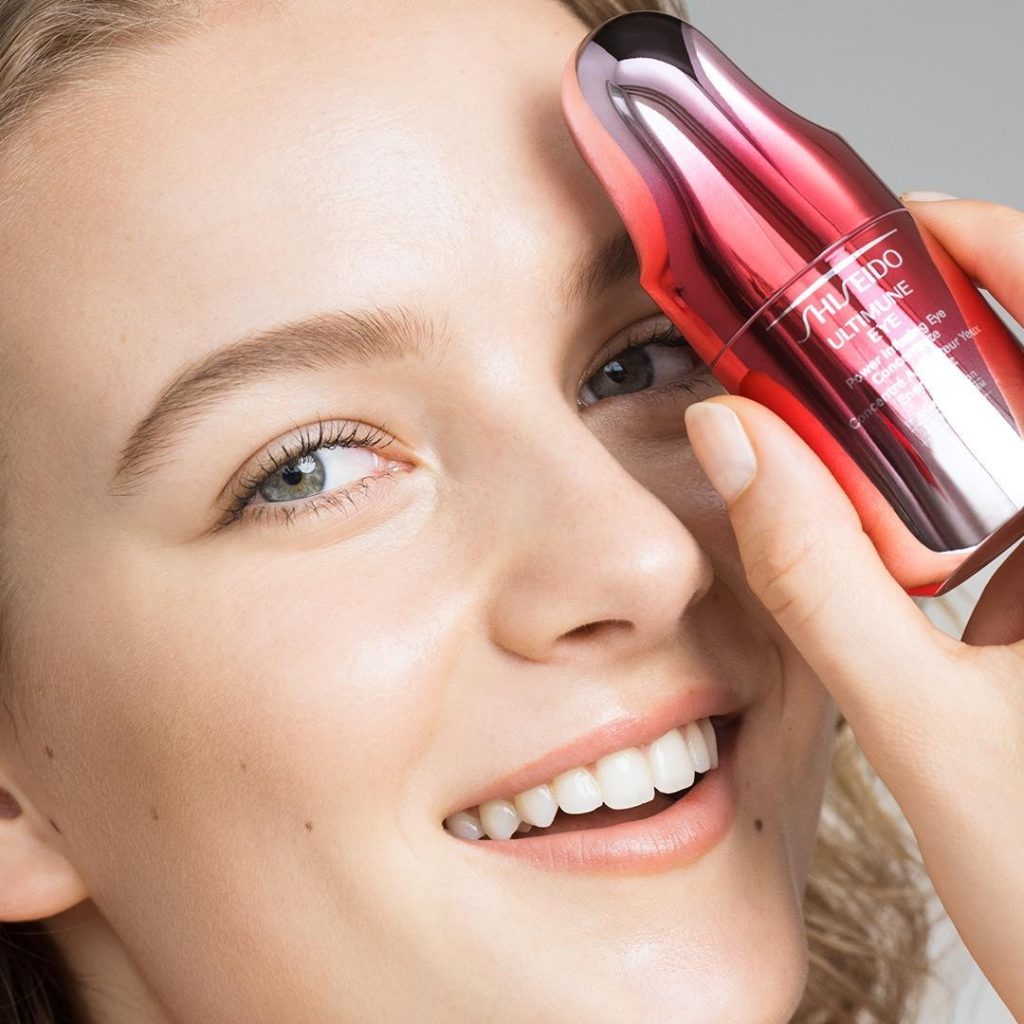 Keep all eyes on you like @bayakolarikova with Ultimune Eye Power Infusing Eye C...