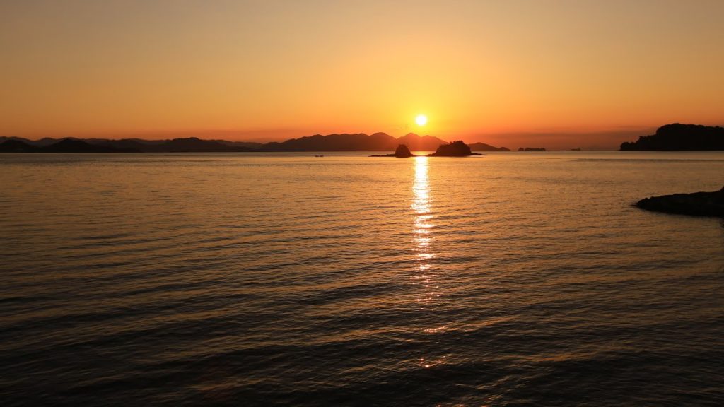 【Japan 1minute Travel HIROSHIMA Innoshima】広島 因島 大浜（しまなみ海道因島から朝景動画）