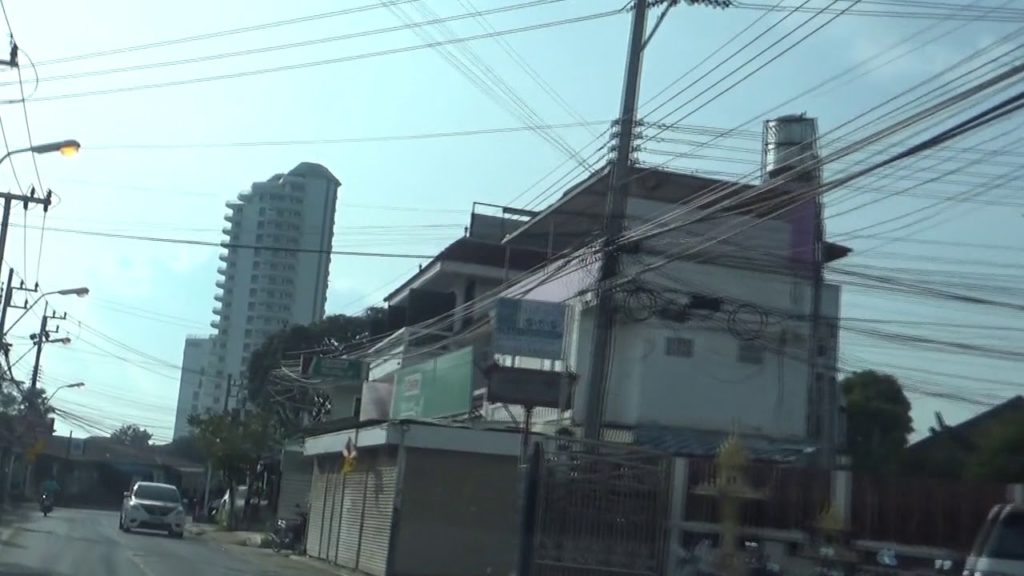 Amazing Grab drive from hua hin town to Monkey Temple 7/20