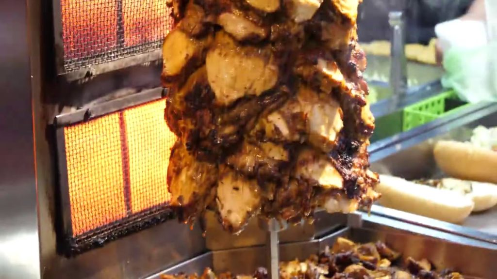 Grilled hot Shawarma famous snacks in South Airport | Yummy! Taiwan Street Food