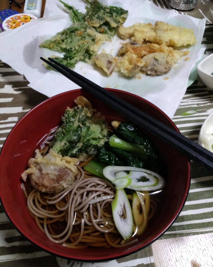 Simple warm soba, with vegetable tempura