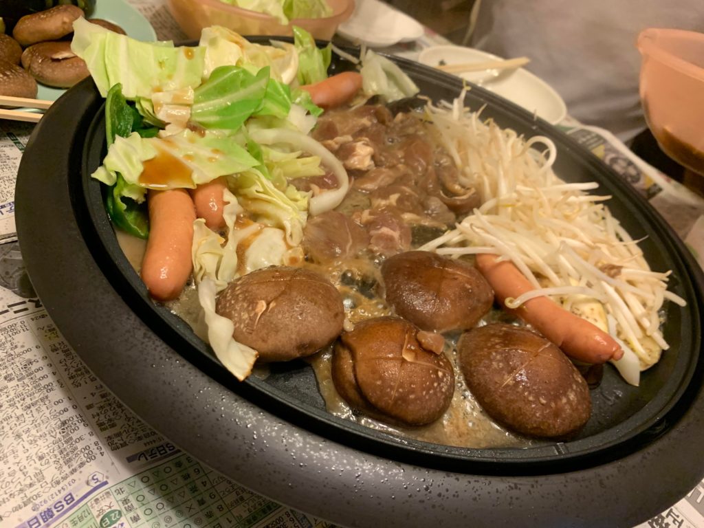 My dinner was Jingisukan. It’s like yakiniku but with Lamb or Mutton meat.