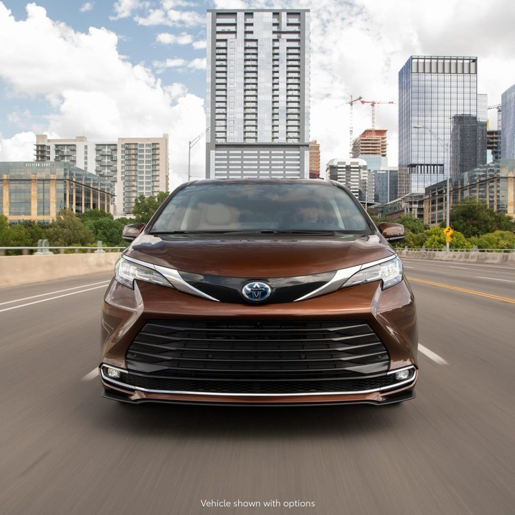 Take today head-on with the refined and versatile, all-new 2021 #Sienna #Hybrid!...