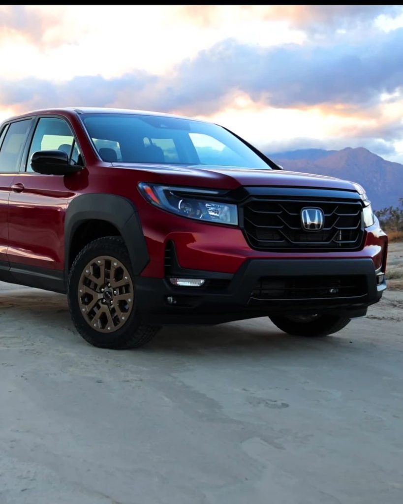 Beauty meets brawn in the 2021 redesigned #HondaRidgeline. Find out what’s new....