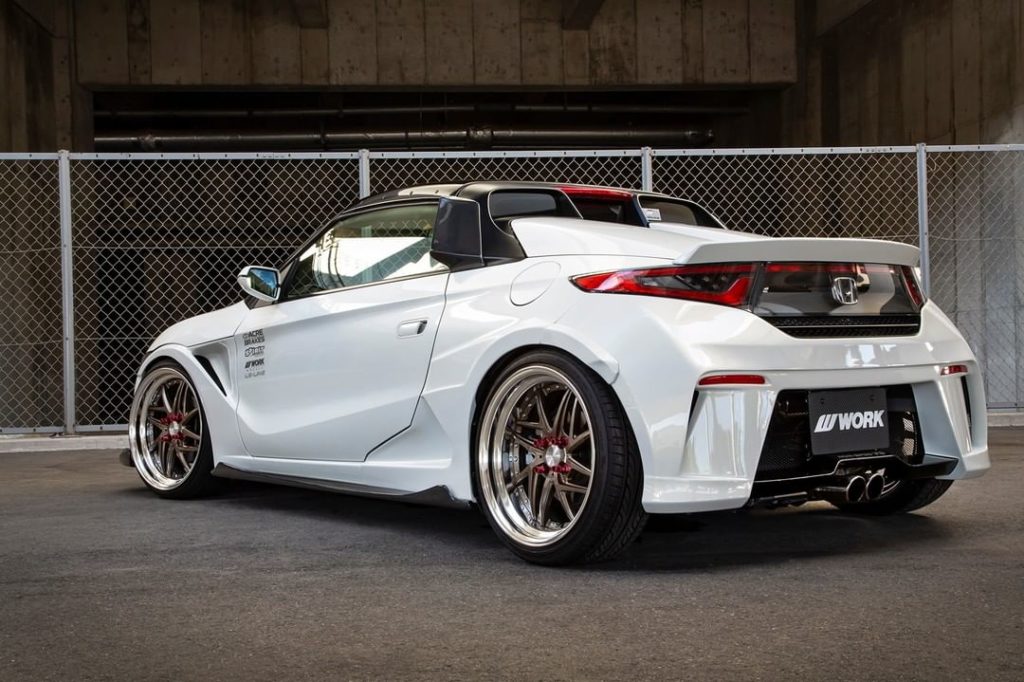 GARAGEVARY S660 on WORK RIZALTADO MESH2
ホイールサイズ：(F)17inch 7.0j (R)17inch 7.5j　　　...