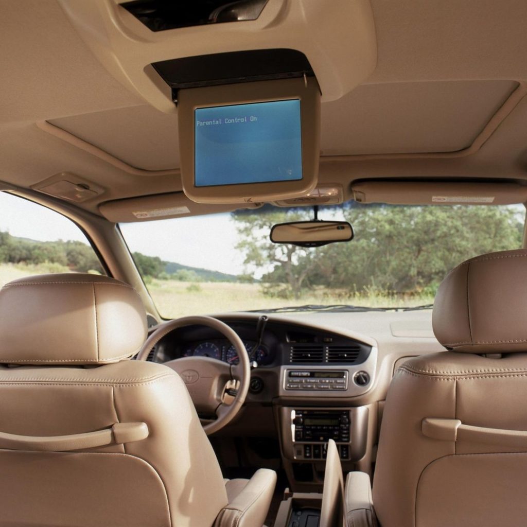 Road trips were never the same... #TBT 2001 #Sienna #LetsGoPlaces...