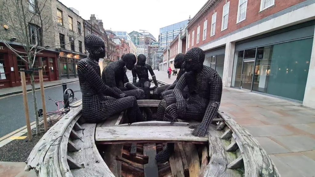 Dusk walking in London