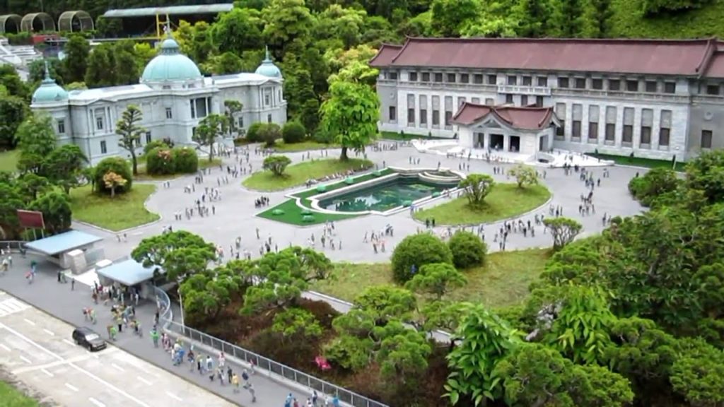 World Architecture in 1:25 Scale at Tobu World Square - Nikko, Japan 1/2