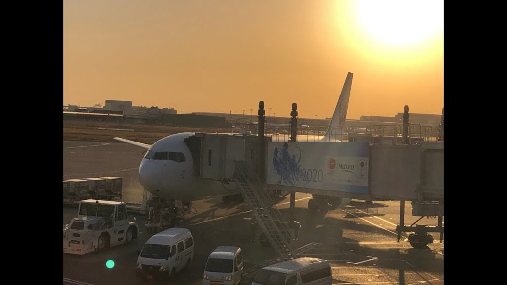 THE SIGHT & THE SOUND 2/2 : Flight onboard JAL B 767-346ER JA612J from Osaka (ITM) to Tokyo (HND) THE SIGHT & THE SOUND 2/2 : Flight onboard JAL B 767-346ER JA612J from Osaka (ITM) to Tokyo (HND)