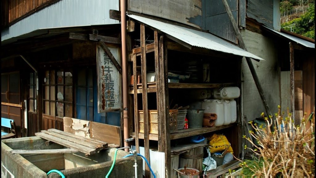 真国川沿いの花野原集落と廃校跡【限界集落と廃小学校跡】（和歌山県紀美野町花野原）Kimino Hananohara, Wakayama Japan