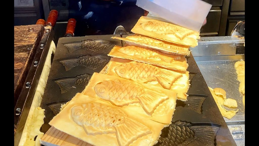 Japanese Street Food - Fish shaped cake