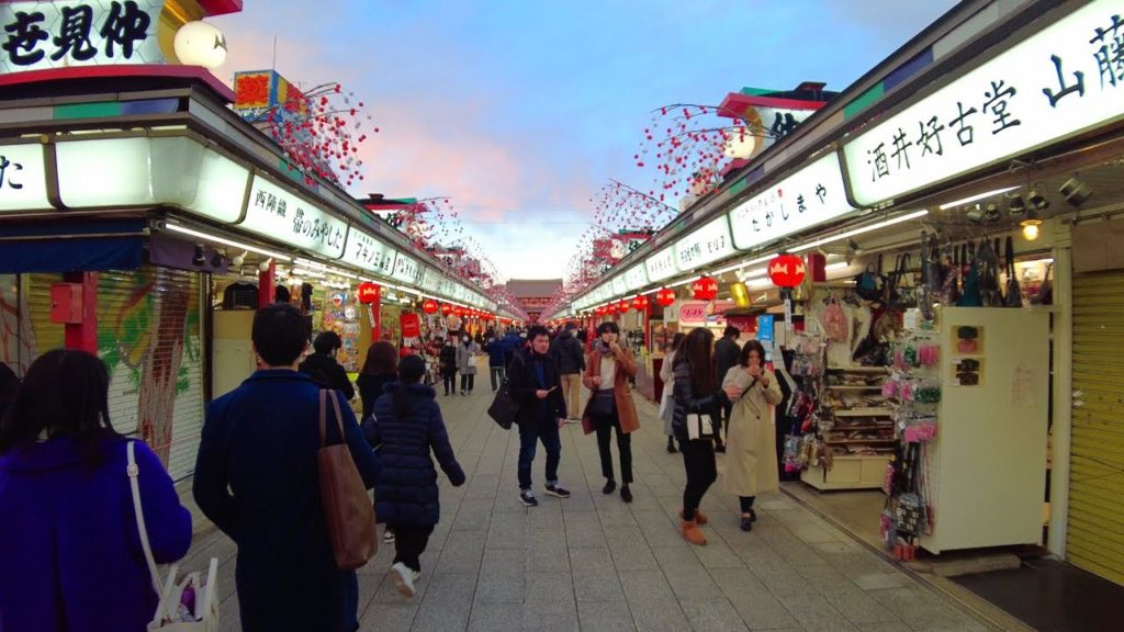 【4K】Walking in Asakusa, Tokyo Japan | Scenery of downtown and Tokyo Sky Tree light up 【4K】Walking in Asakusa, Tokyo Japan | Scenery of downtown and Tokyo Sky Tree light up