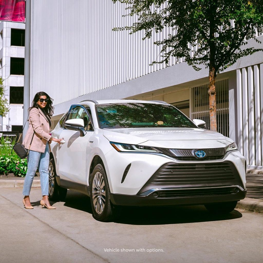 Ready to take on the weekend. #Venza #LetsGoPlaces...