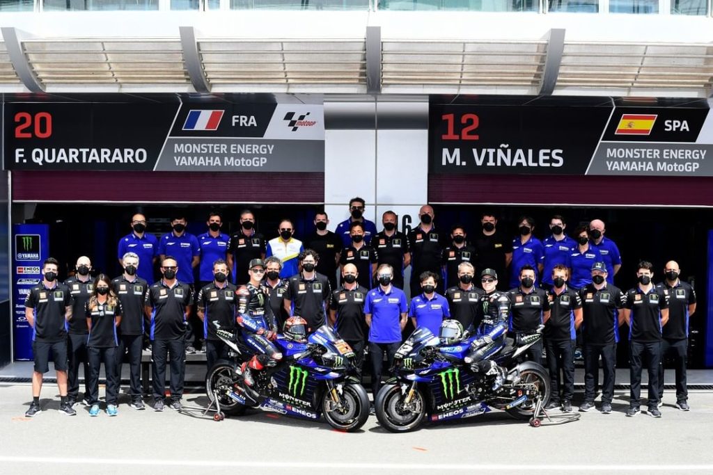 Let's go racing!  

#MonsterYamaha | #MotoGP | #QatarGP...