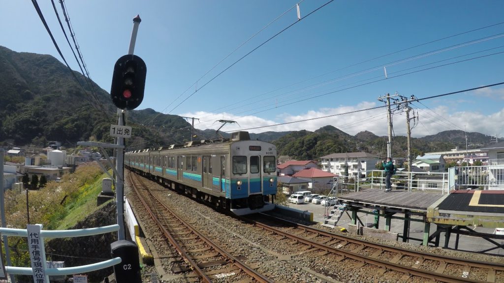 [4K] 伊豆急8000系(元東急8000系)　河津駅　到着